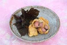 鹿モモ肉の梅紫蘇カツの写真